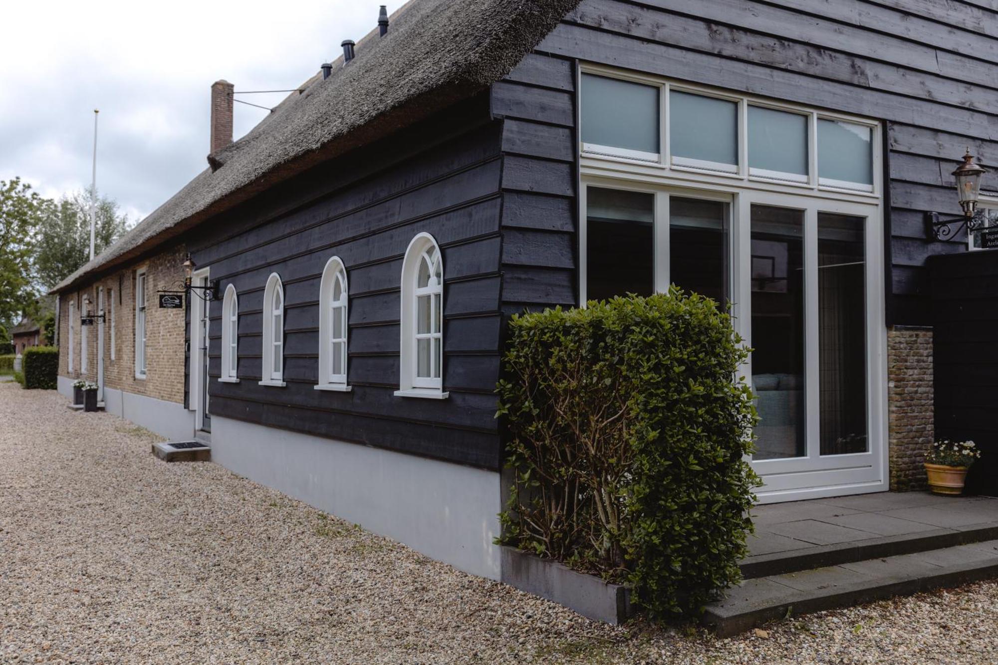 B&B Het Rijgebint Molenaarsgraaf Exterior photo